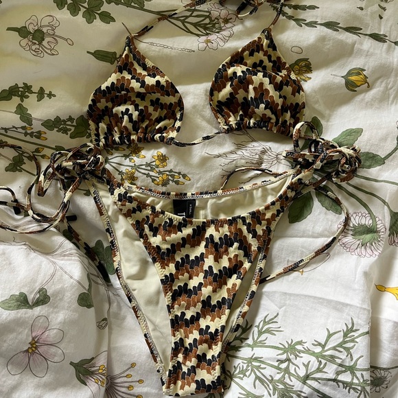 Triangl bikini - Picture 1 of 2